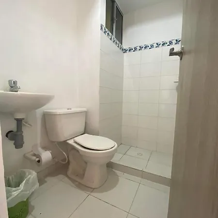 Homestay Cerca De La Terminal De Trasporte Cartagena